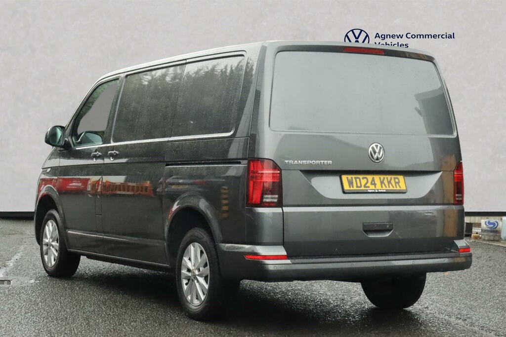 Volkswagen Transporter 2.0 Tdi 110 Startline Van 110 Ps Black #3