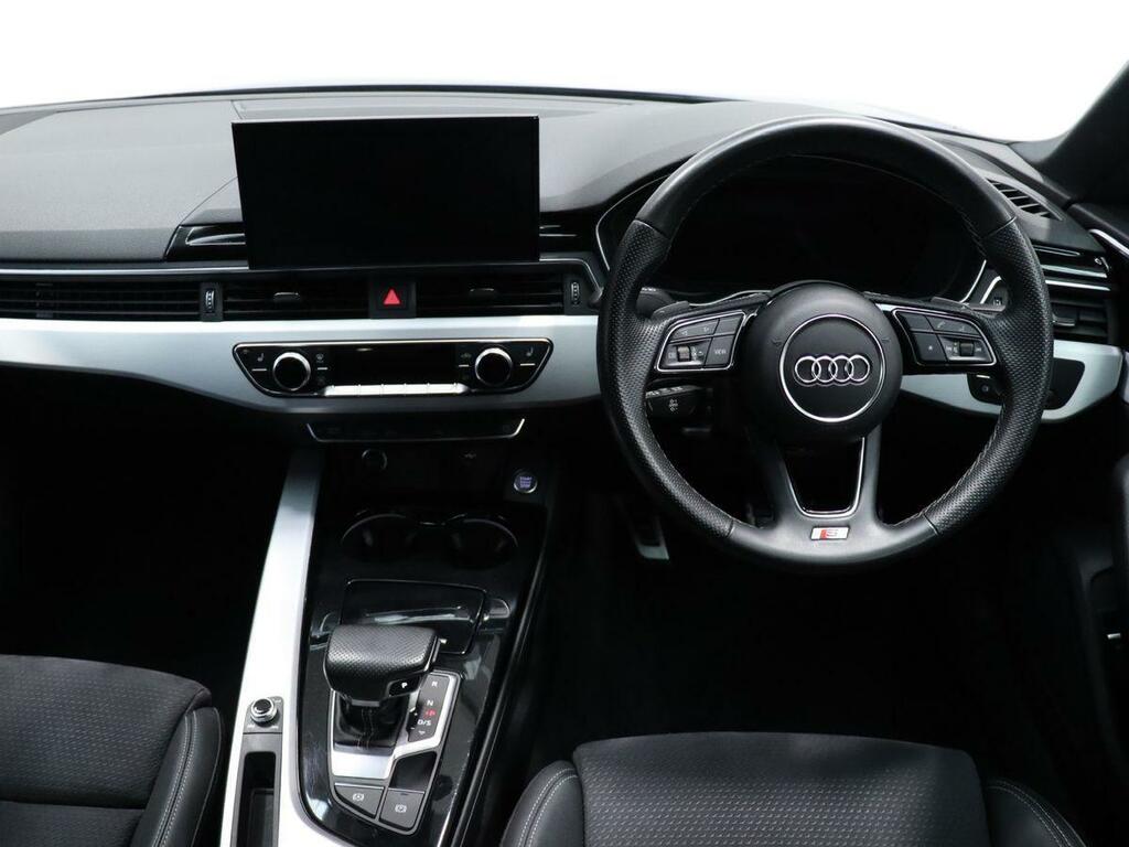 Audi A5 Coup- Black Edition 40 Tfsi 204 Ps S Tronic White #13