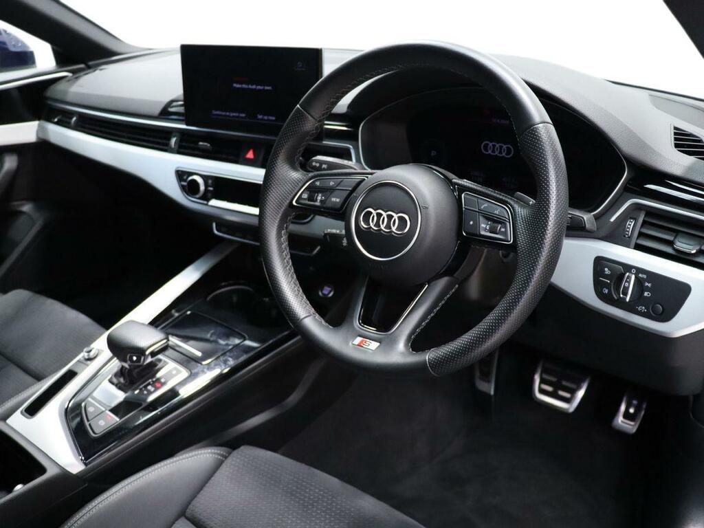 Audi A5 Coup- Black Edition 40 Tfsi 204 Ps S Tronic White #6