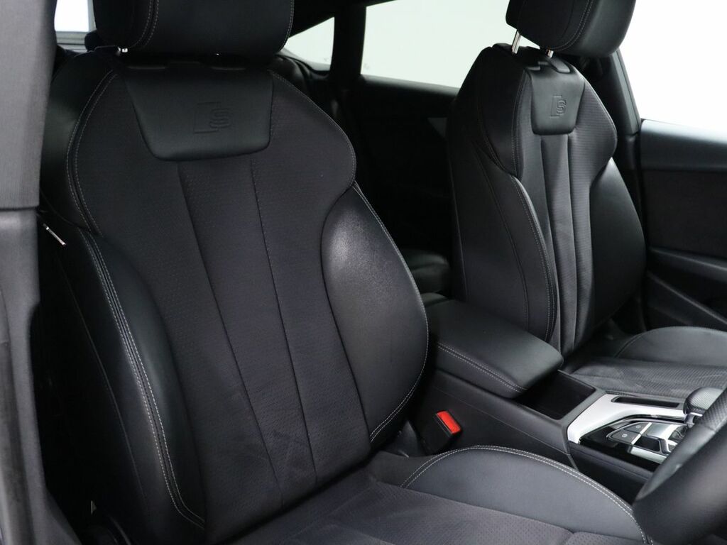 Audi A5 Coup- Black Edition 40 Tfsi 204 Ps S Tronic White #27