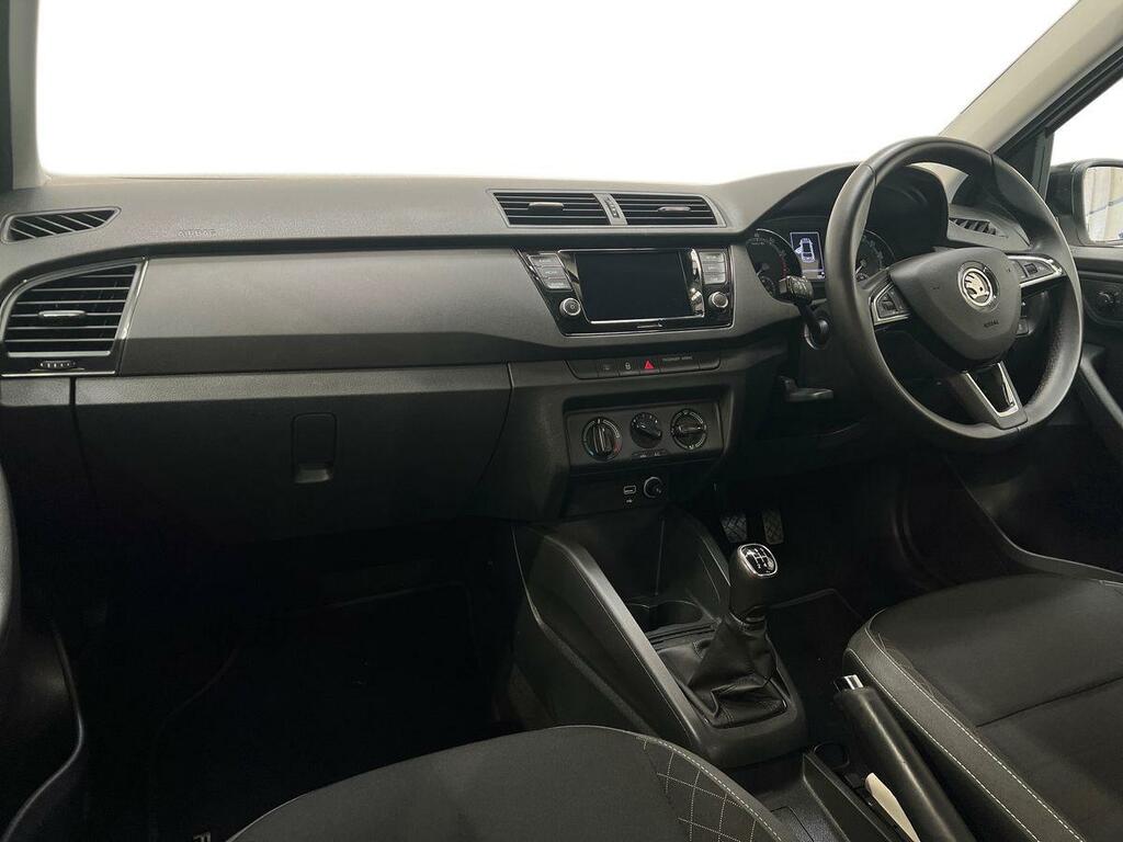 Skoda Fabia 1.0 Tsi 110 Se L Black #2