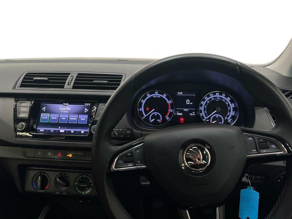 Skoda Fabia 1.0 Tsi 110 Se L Black #8