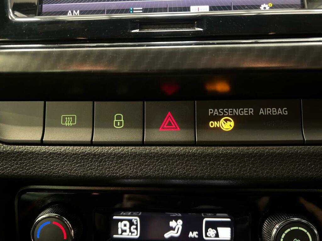 Skoda Fabia Fabia Hat 1.0 Tsi 95Ps Colour Edtn Green #30