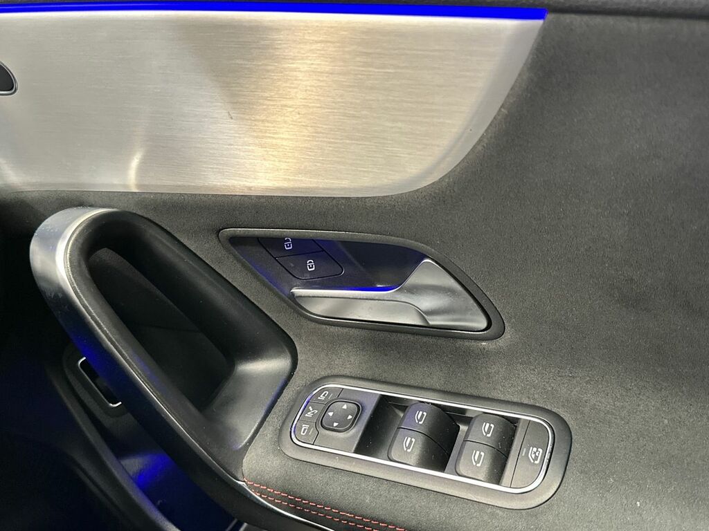 Mercedes-Benz CLA Class 1.3L Amg Line Black #29