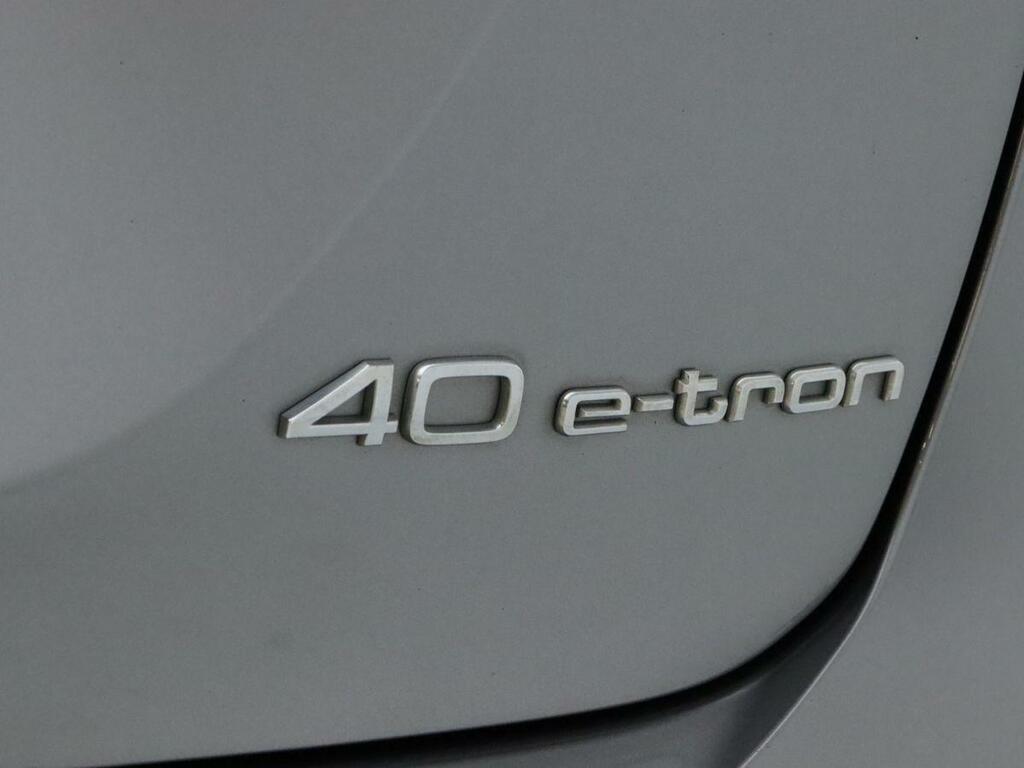 Audi Q4 E Tron 40 S Line Suv 82Kwh 204 Ps Black #23
