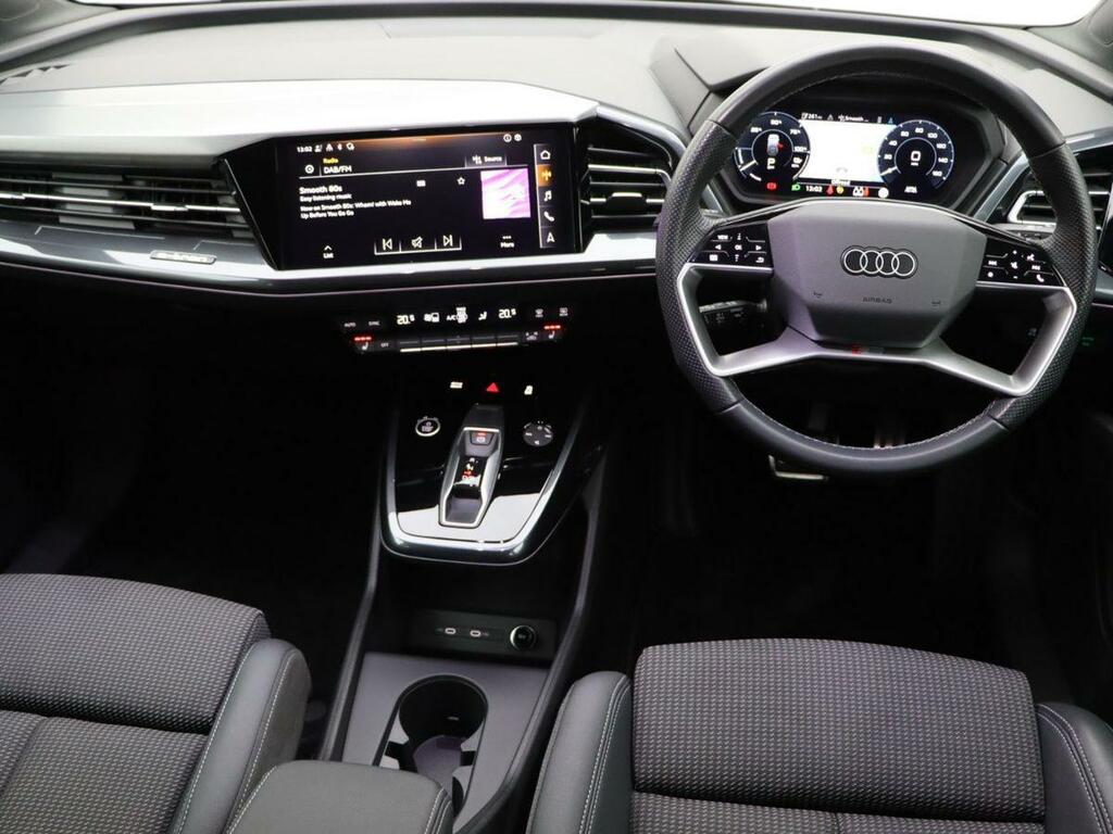 Audi Q4 E Tron 40 S Line Suv 82Kwh 204 Ps Black #13