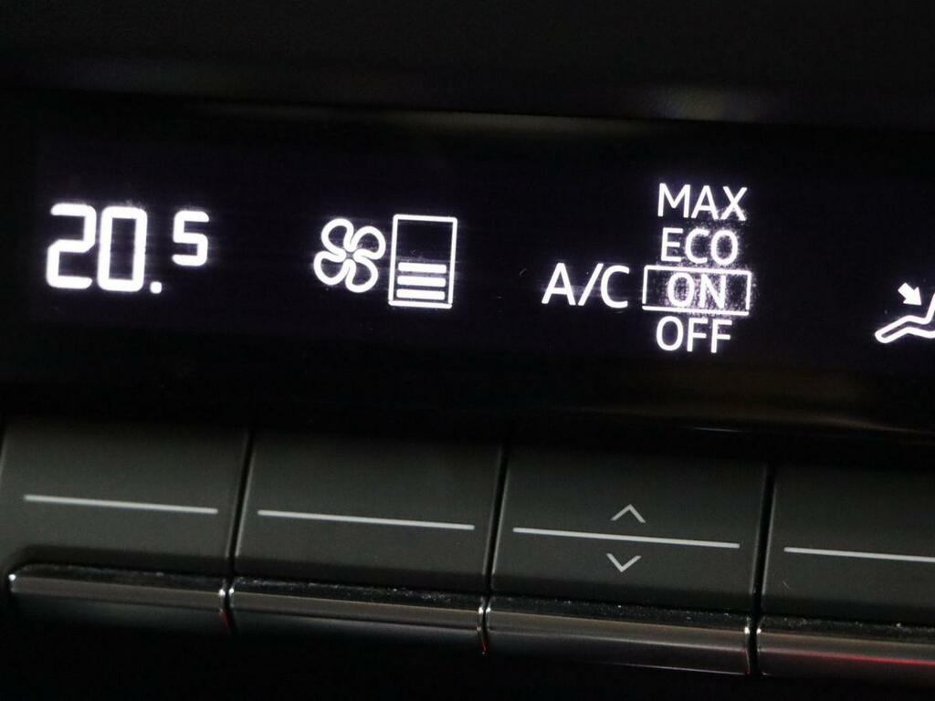Audi Q4 E Tron 40 S Line Suv 82Kwh 204 Ps Black #28