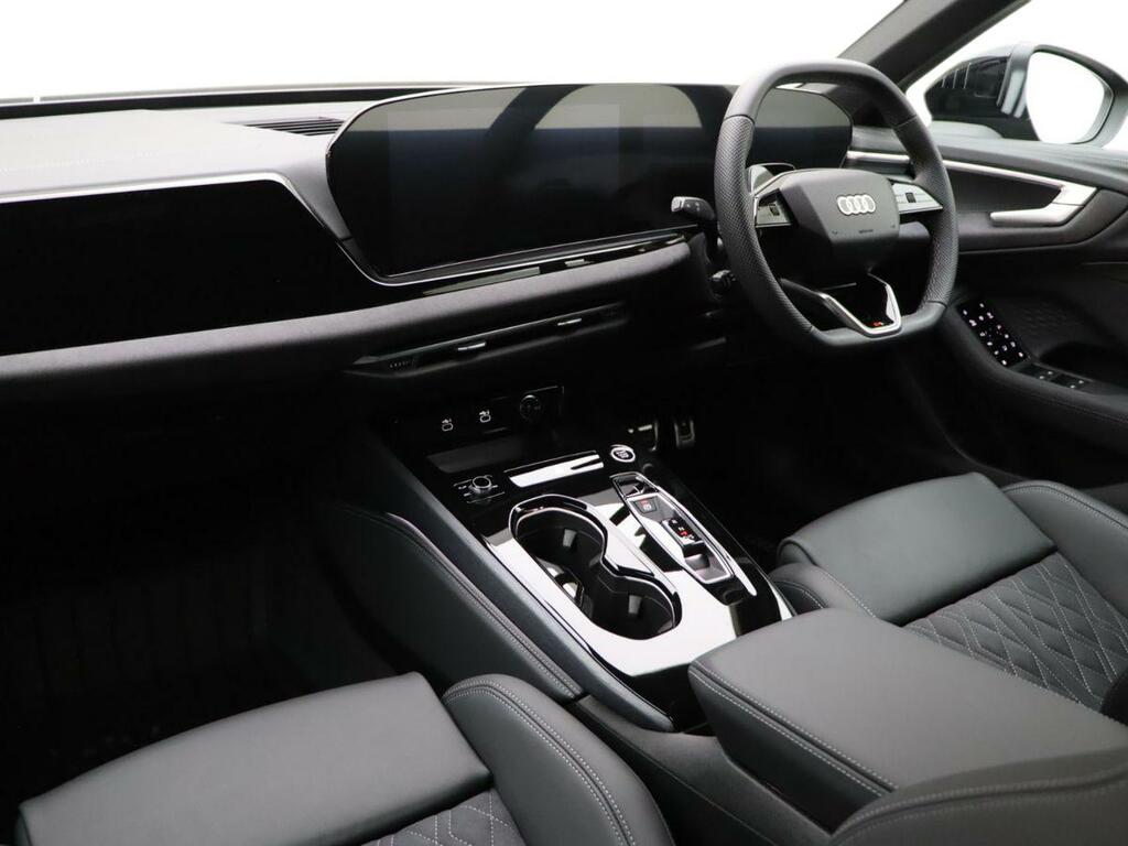 Audi A5 Audi A5 Avant Black Edition E-hybrid Quattro 299 P Blue #2