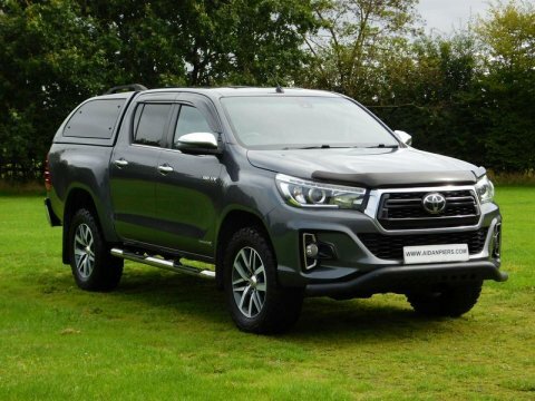 Toyota HILUX 2.4 D-4d Invincible Grey