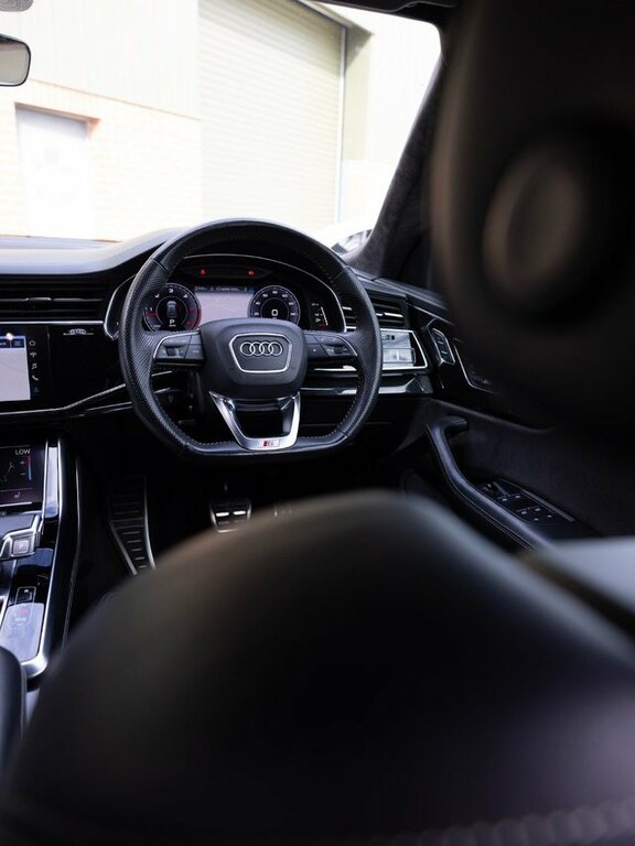 Audi Q8 50 Tdi Quattro Edition 1 Tiptronic Cs Black #42