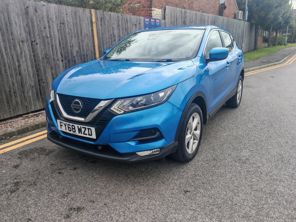 Nissan Qashqai Acenta Dig-t Red #4
