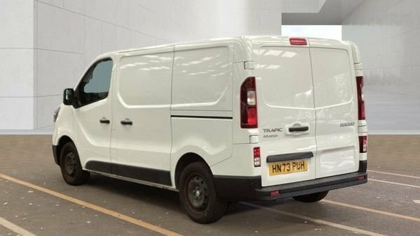 Renault Trafic 2.0 Dci Blue Sl30 White #2