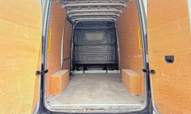 Volkswagen Crafter 2.0 Tdi Cr35 Trendline Silver #3