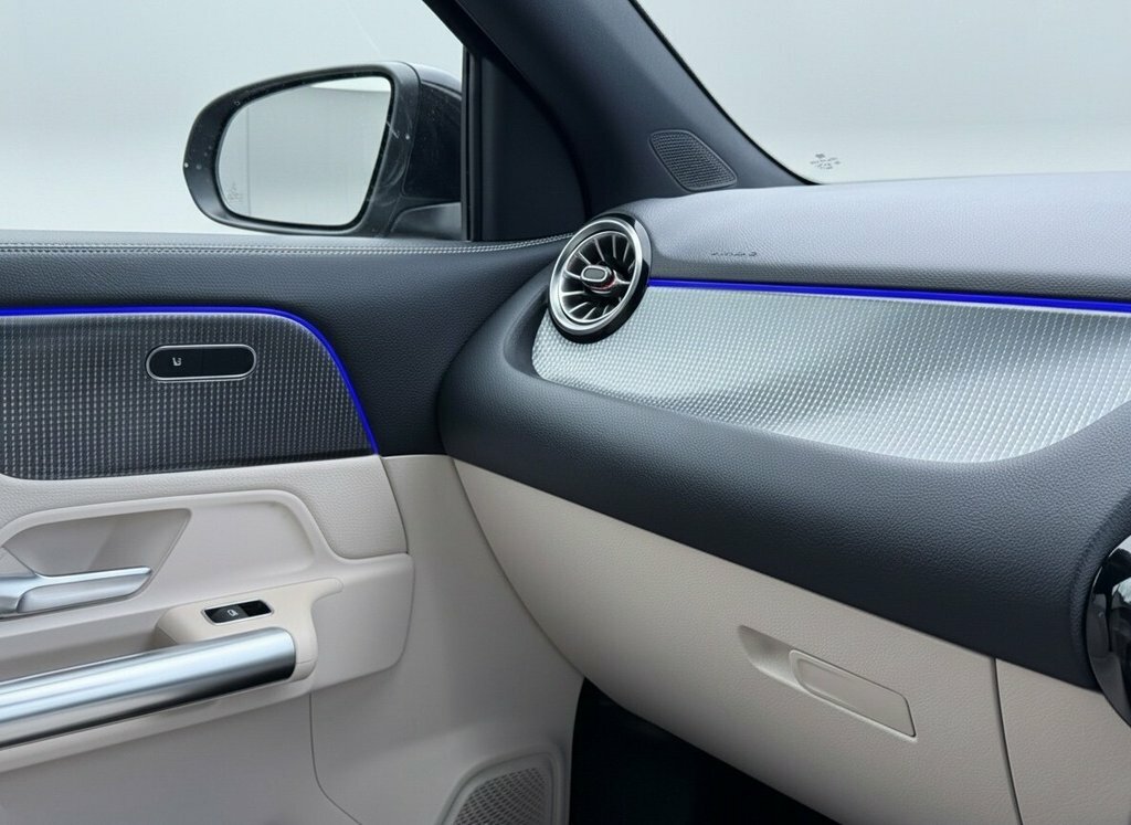 Mercedes-Benz EQA 250 Amg Line #10