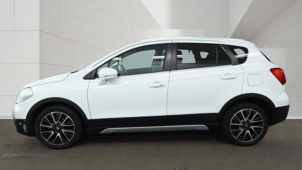 Suzuki SX4 S Cross 1.6 Sz-t Cvt White #6
