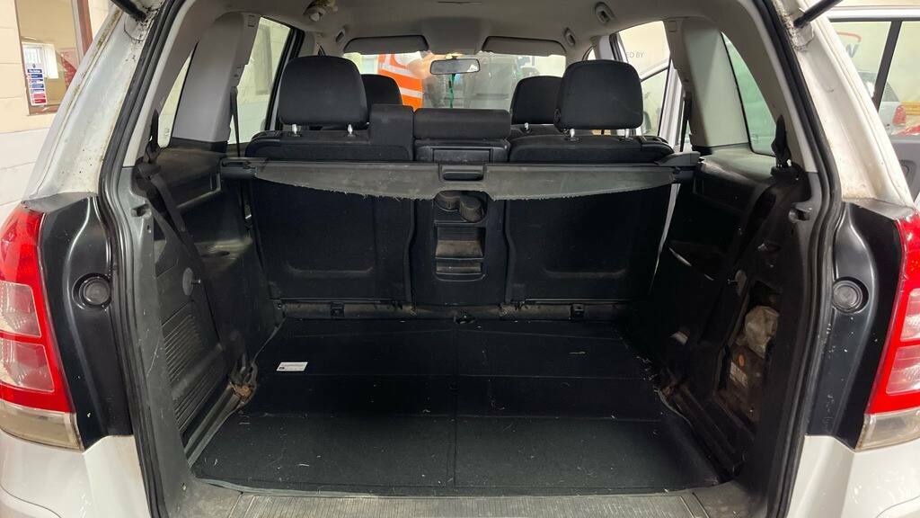 Vauxhall Zafira Nav Cdti Black #9