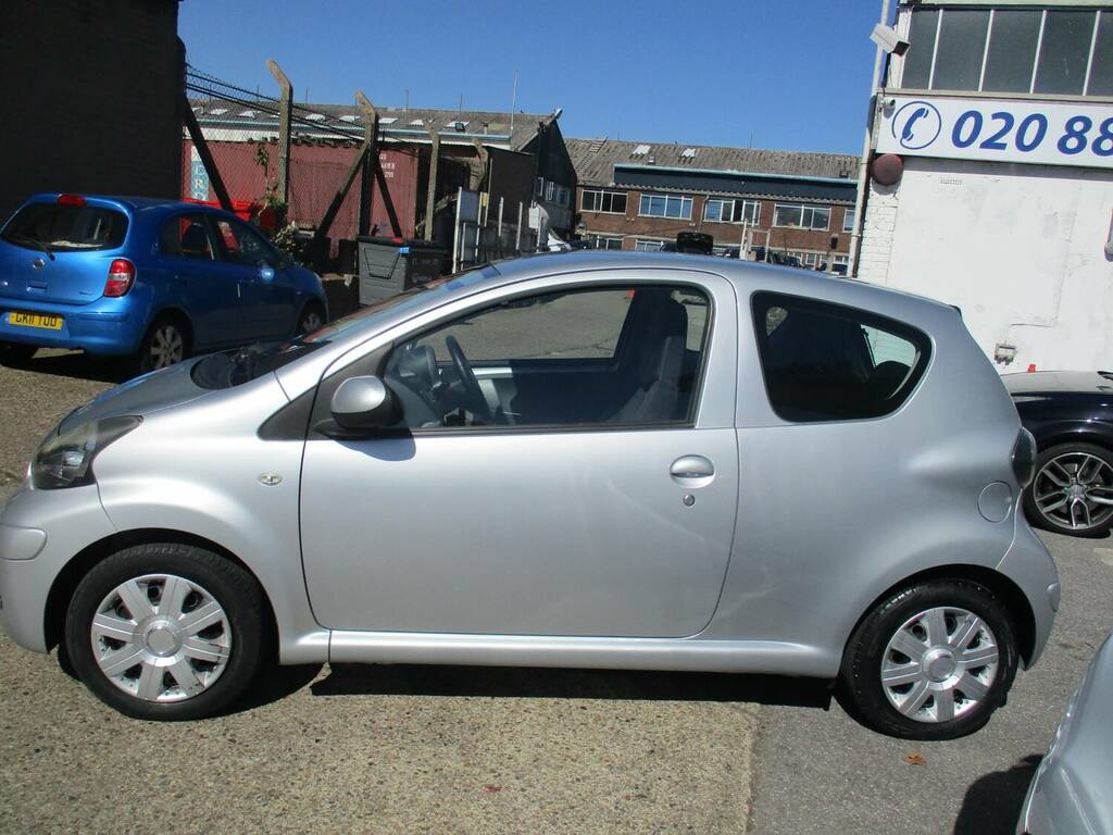Toyota Aygo 1.0 Vvt-i Ice Mmt Silver #5
