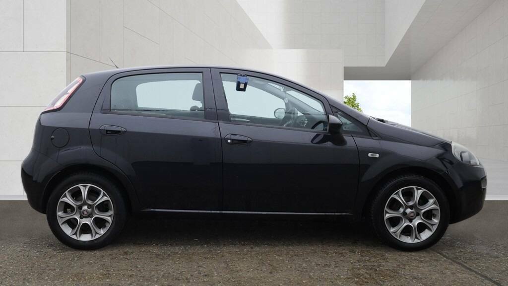 Fiat Punto 1.4 Easy Black #5