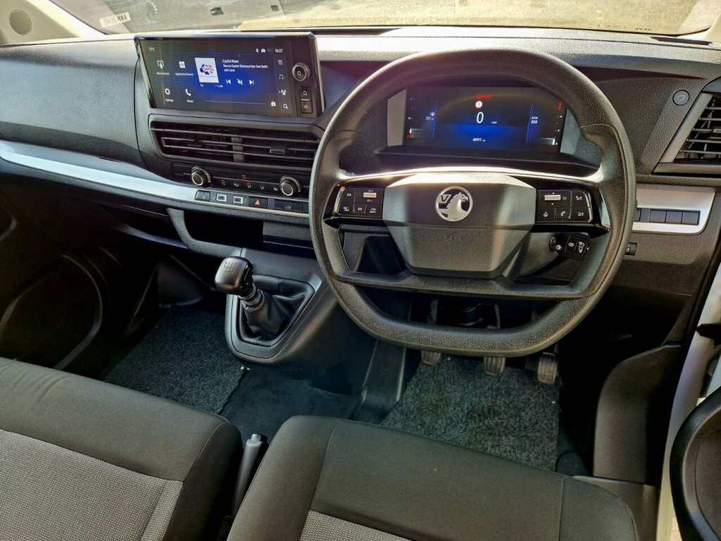 Vauxhall Vivaro Prime Silver #16