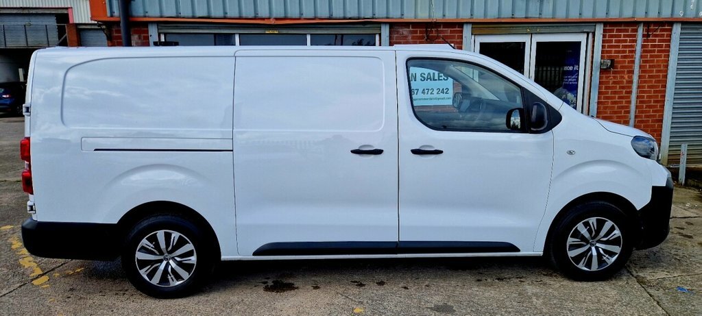 Vauxhall Vivaro Prime Silver #9