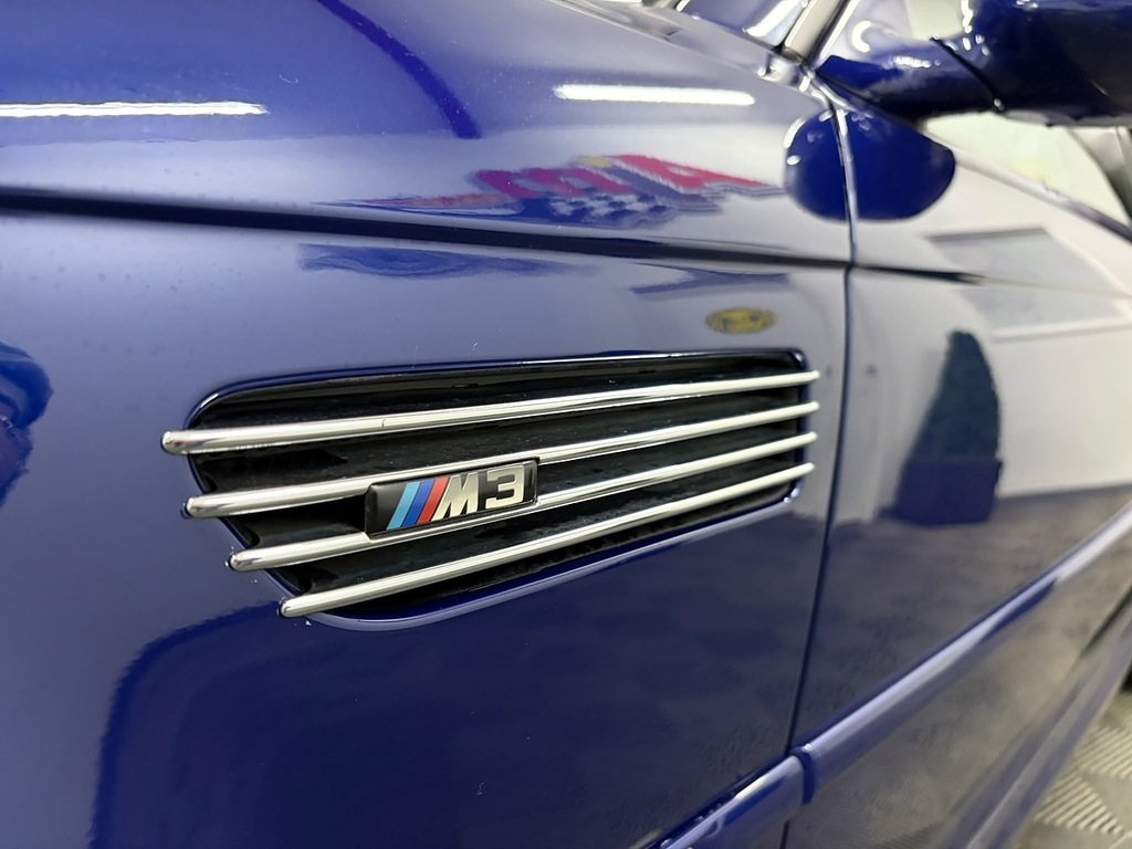BMW 3 Series   #14