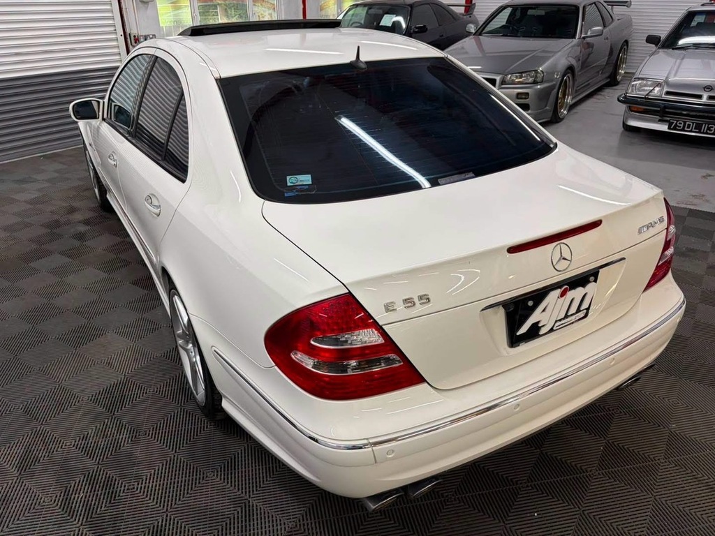 Mercedes-Benz E Class E55 Amg U906 #6