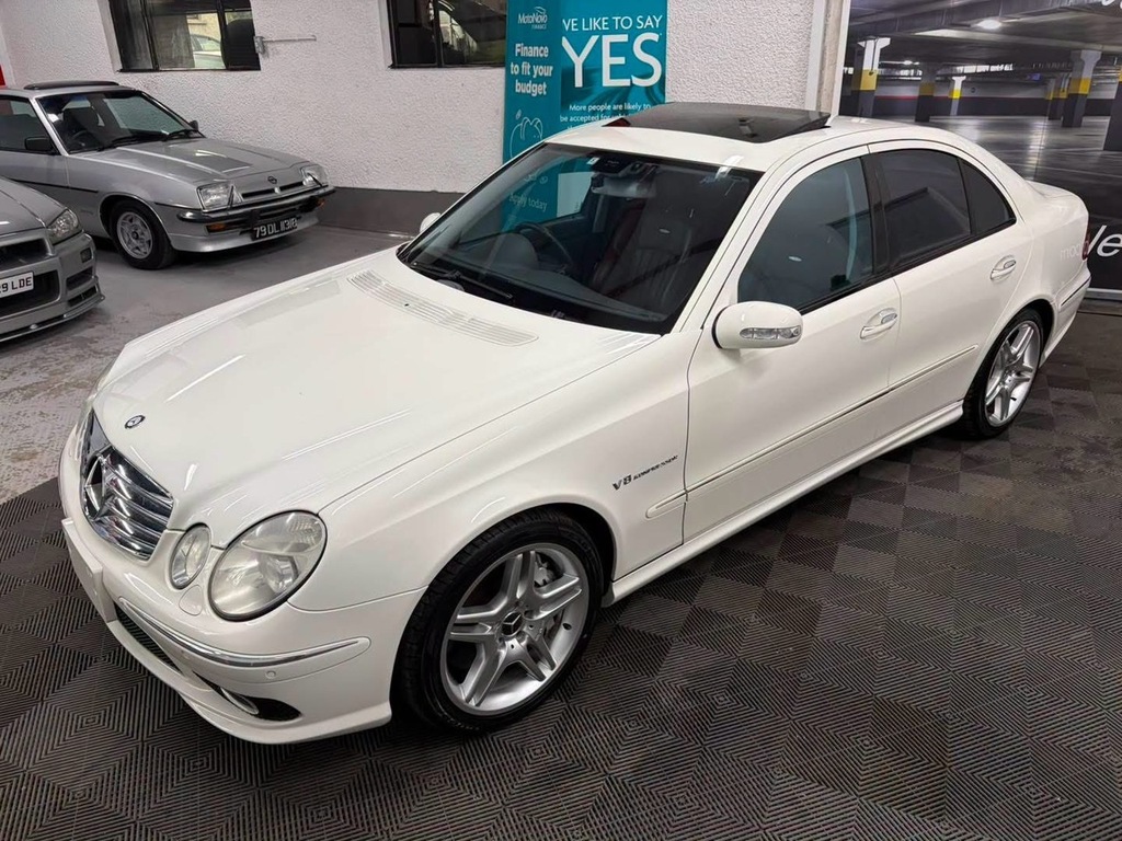 Mercedes-Benz E Class E55 Amg U906 #4