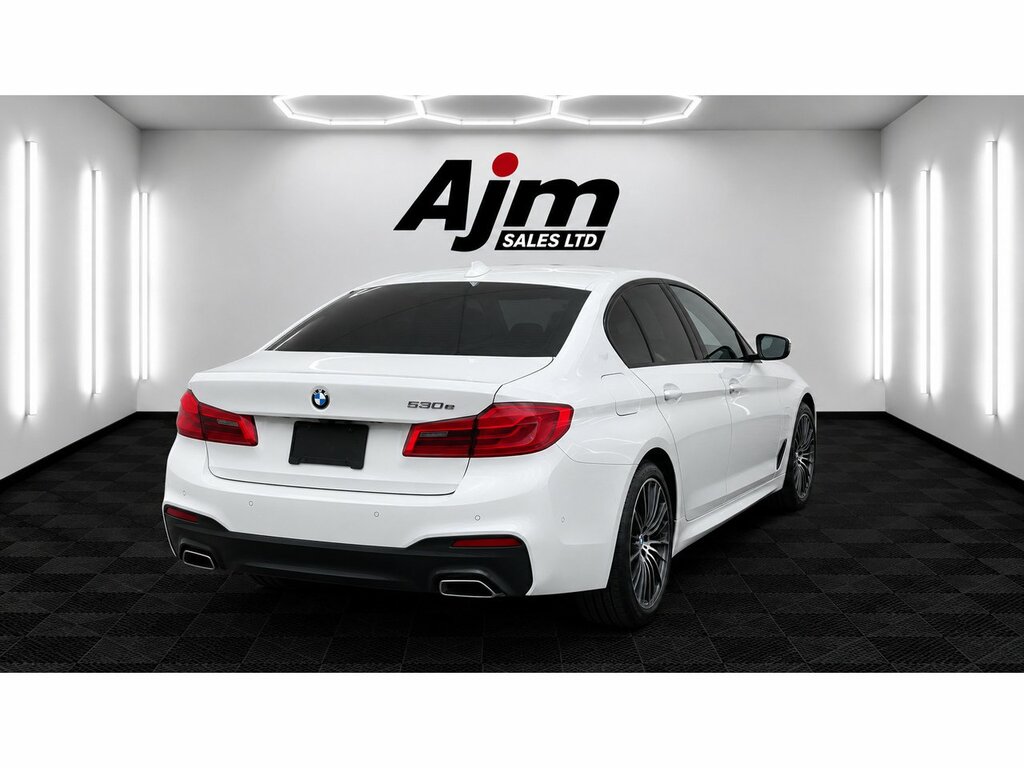 BMW 5 Series 530E M Sport U912 White #4