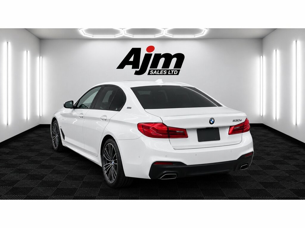 BMW 5 Series 530E M Sport U912 White #3