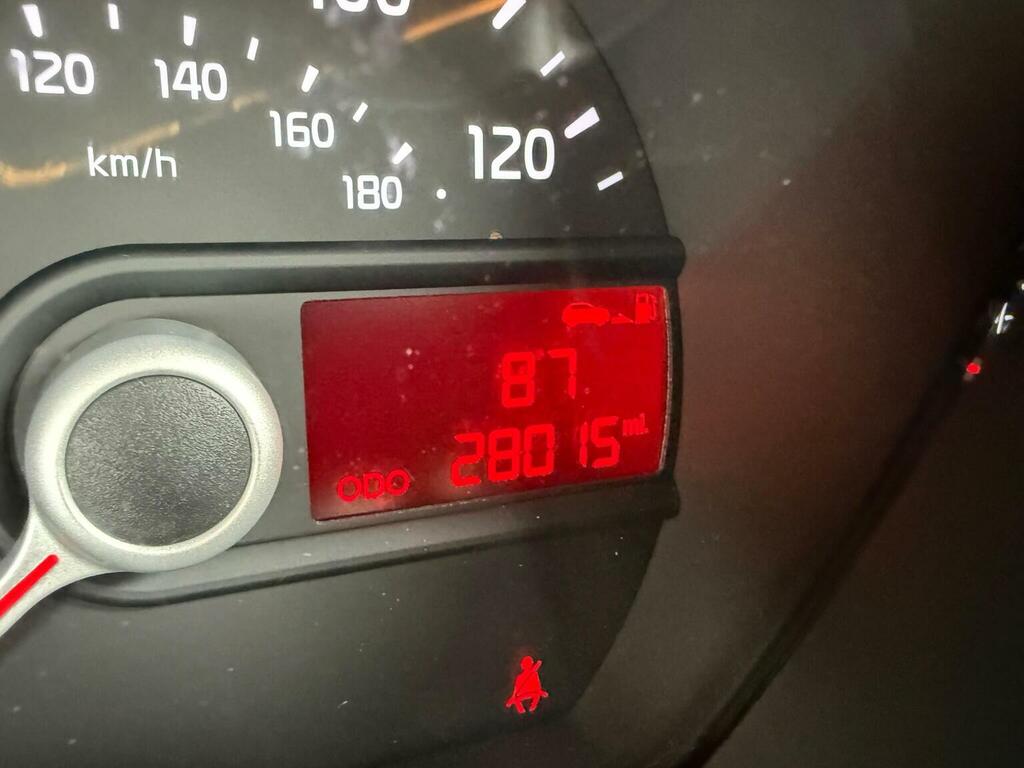 Kia Picanto 2 Auto Red #10