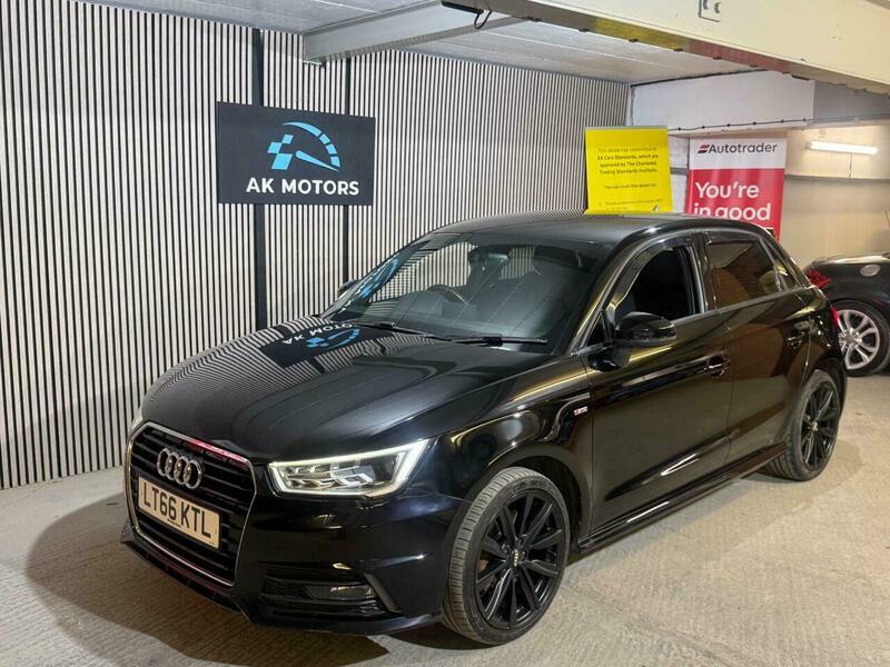 Audi A1 1.4 Tfsi S Line Black #2