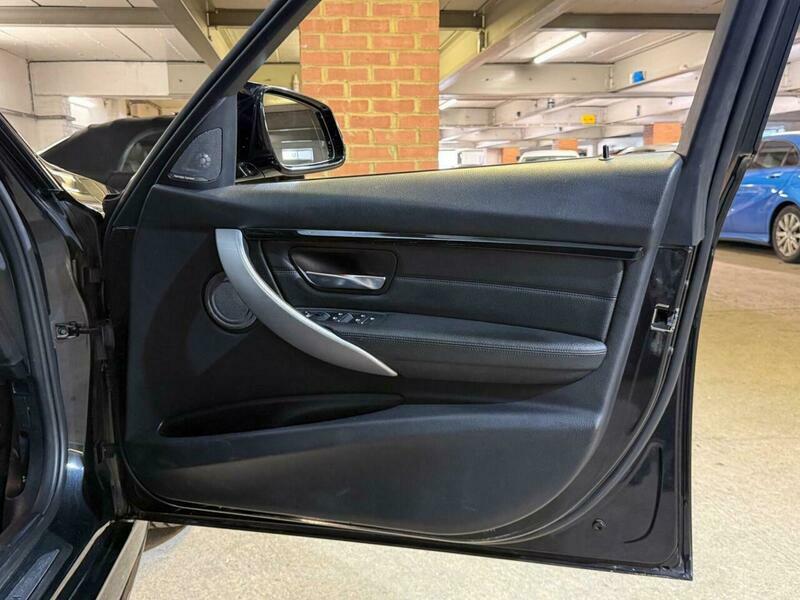 BMW 3 Series Saloon 2 Blue #35