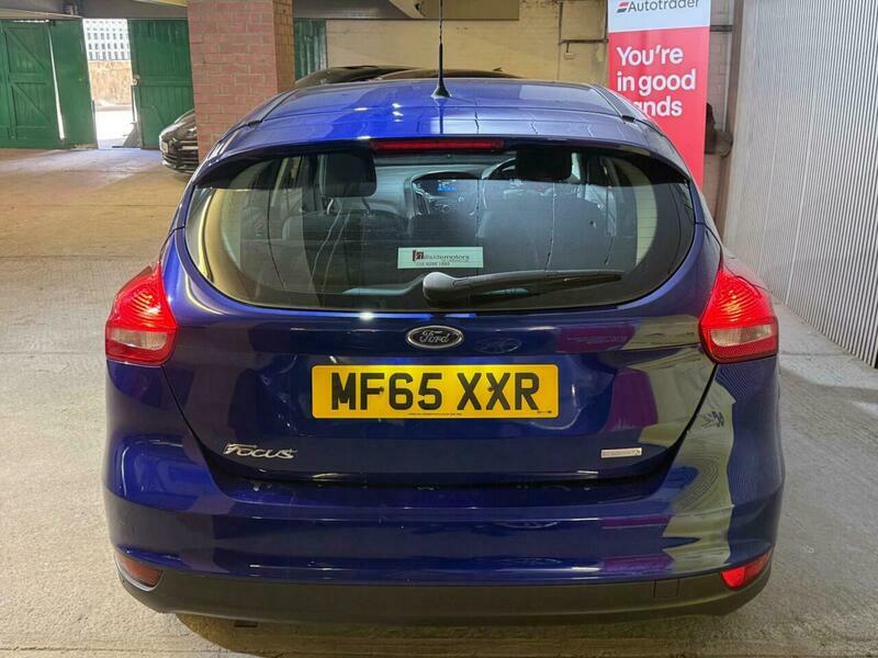 Ford Focus 1.0 Ecoboost 125 Titanium Black #11