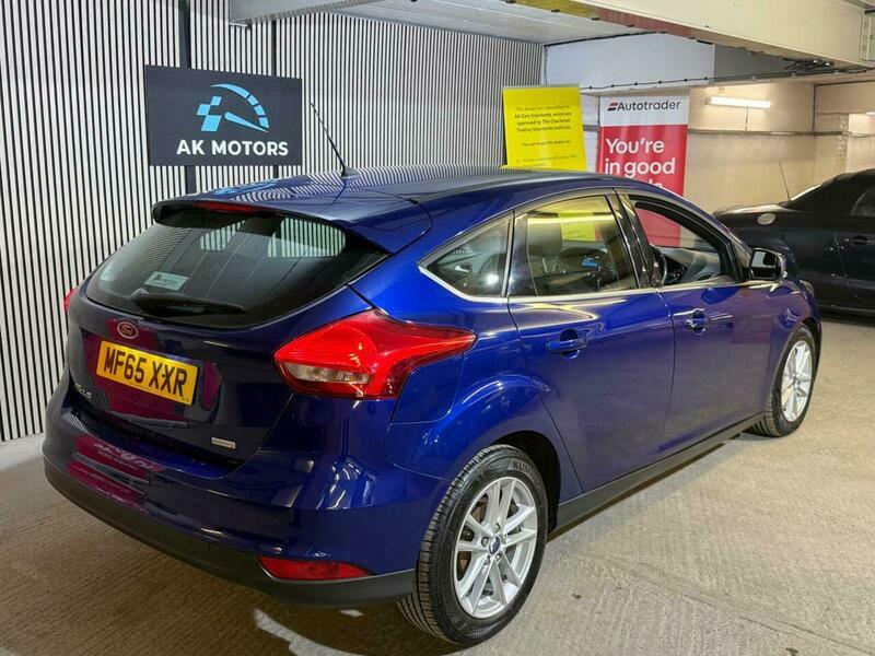 Ford Focus 1.0 Ecoboost 125 Titanium Black #14