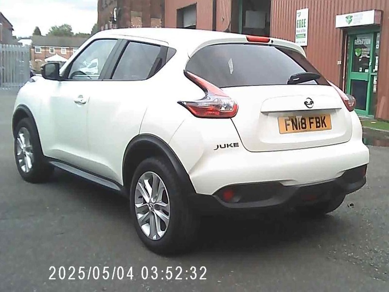 Nissan Juke 1.6 112 Tekna Bose Black #4