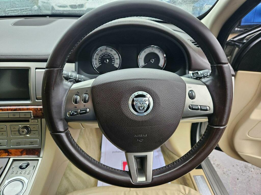 Jaguar XF Black #14