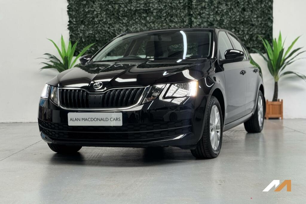 Skoda Octavia 1.0 Tsi Gpf S Hatchback Euro 6 Black