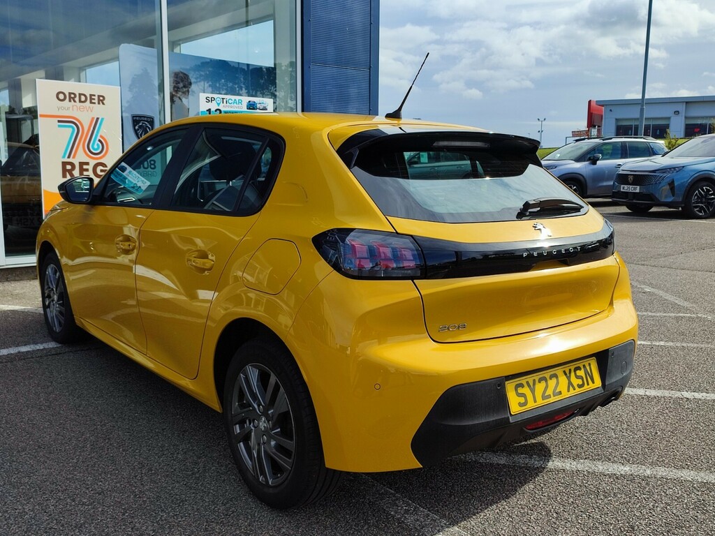Peugeot 208 1.2 Puretech Active Premium SY22XSN Yellow #6