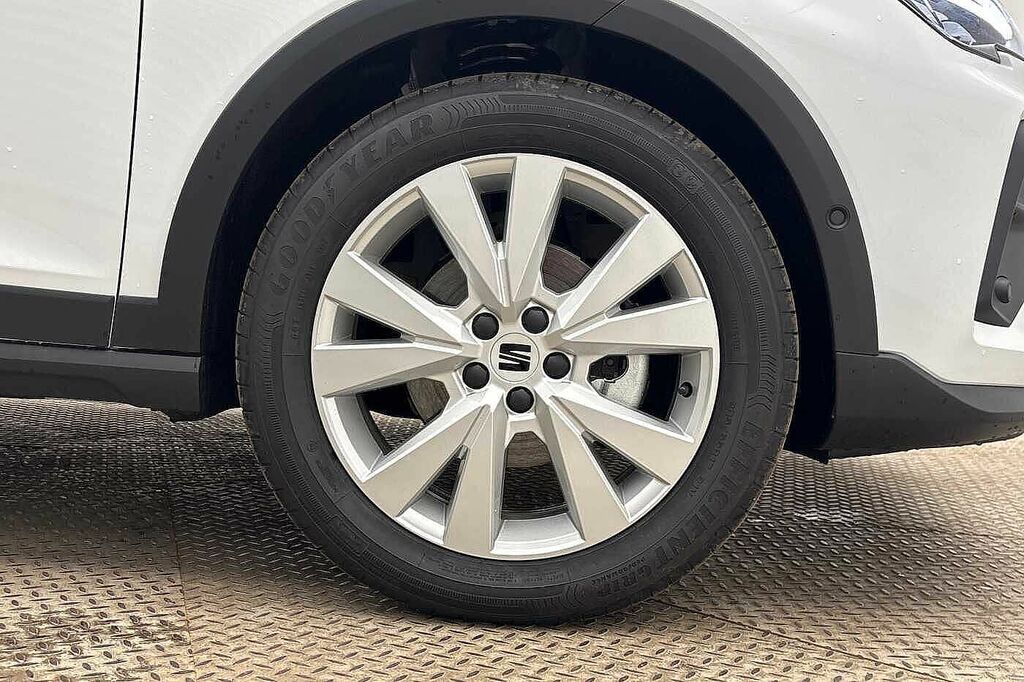 Seat Arona 1.0 Tsi 115 Fr First Edition Dsg White #5
