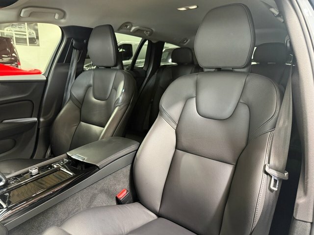 Volvo V60 2L R-design Silver #27