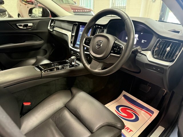 Volvo V60 2L R-design Silver #16
