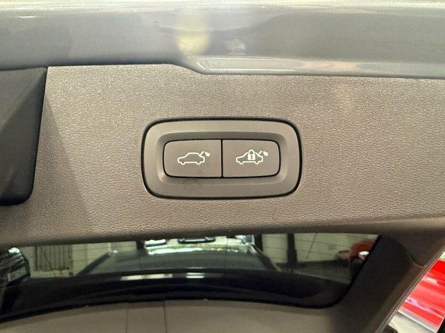 Volvo V60 2L R-design Silver #23