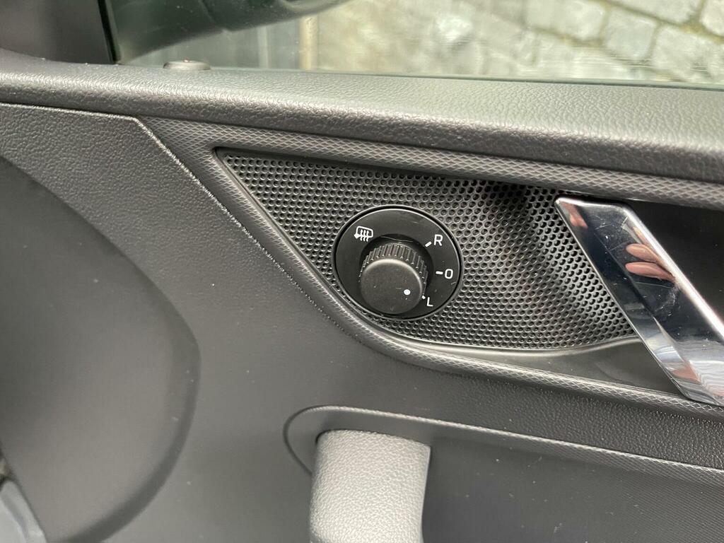 Skoda Rapid Se Tsi Blue #35