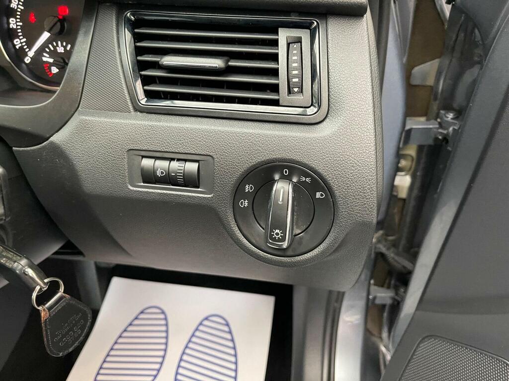 Skoda Rapid Se Tsi Blue #33