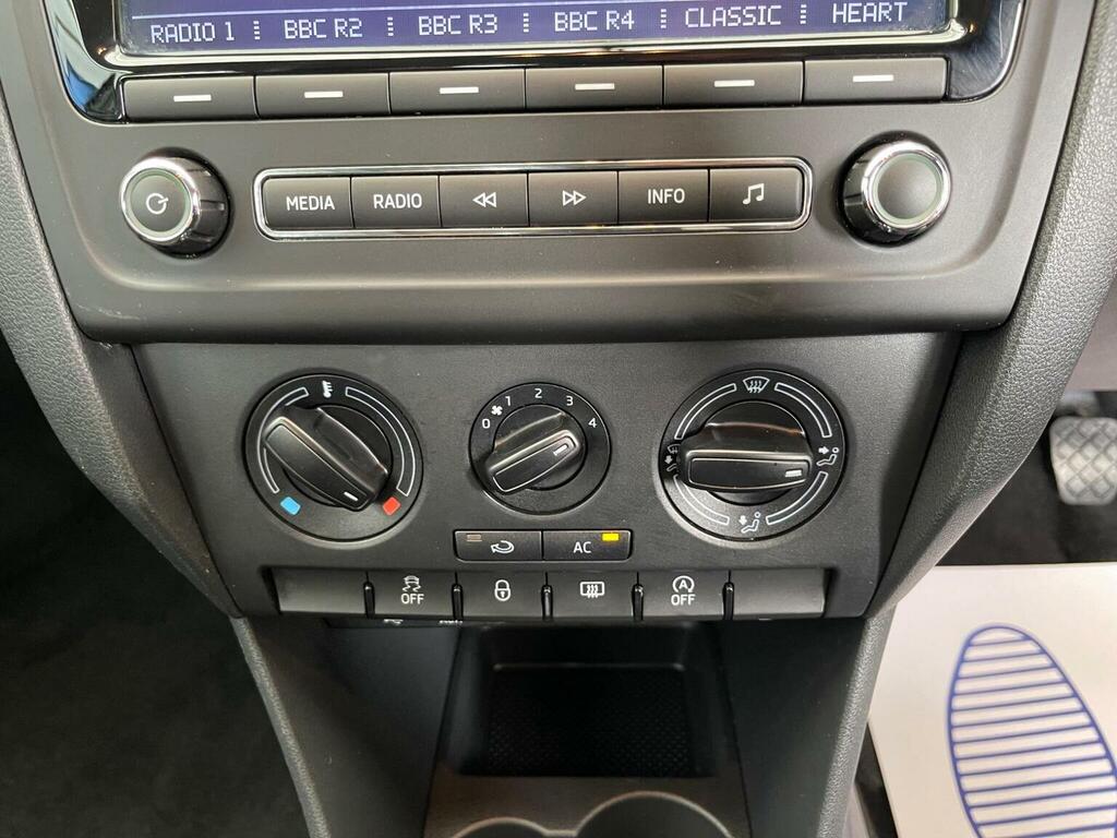 Skoda Rapid Se Tsi Blue #27