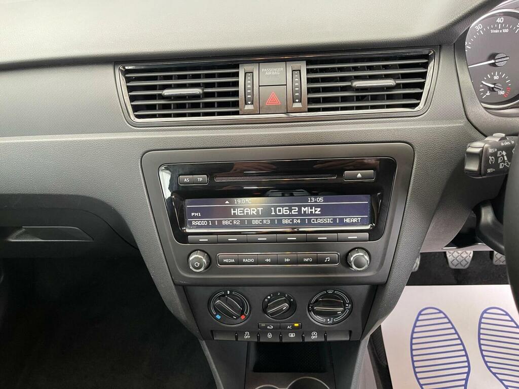 Skoda Rapid Se Tsi Blue #25