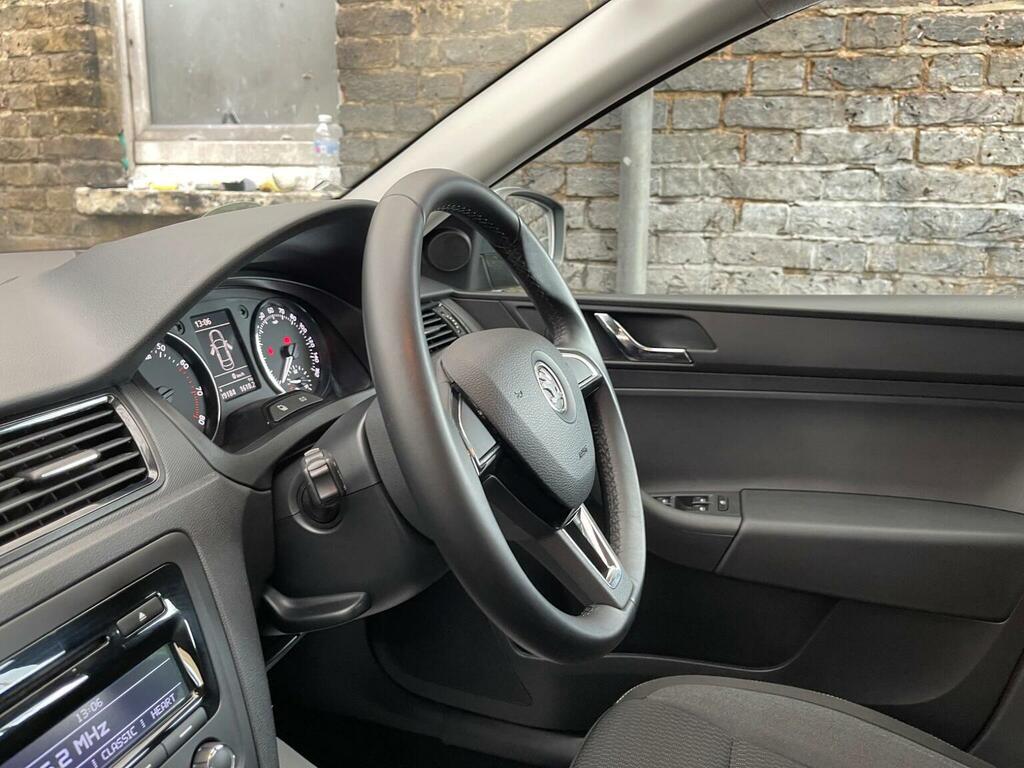 Skoda Rapid Se Tsi Blue #30