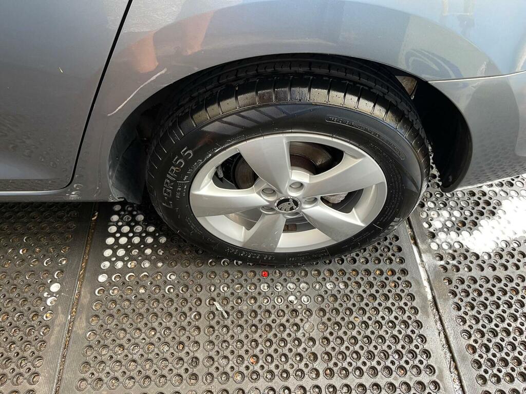 Skoda Rapid Se Tsi Blue #43