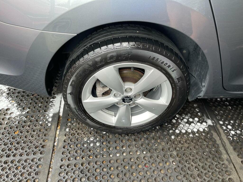 Skoda Rapid Se Tsi Blue #44