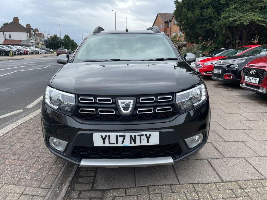Dacia Sandero Stepway 0.9 Tce Laureate Euro 6 Ss Black #6